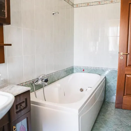 Tenuta Malescio Quintieri Bed & Breakfast